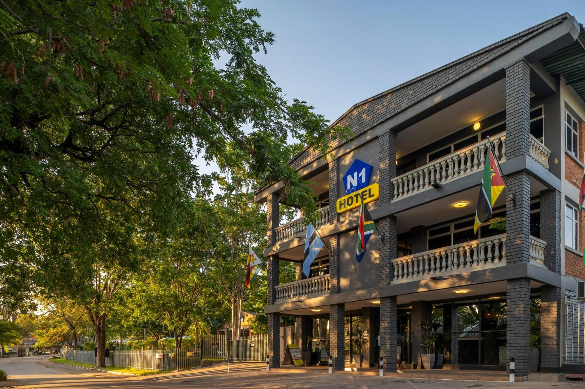 N1 Hotel & Campsite Καταρράκτες Βικτωρίας Εξωτερικό φωτογραφία