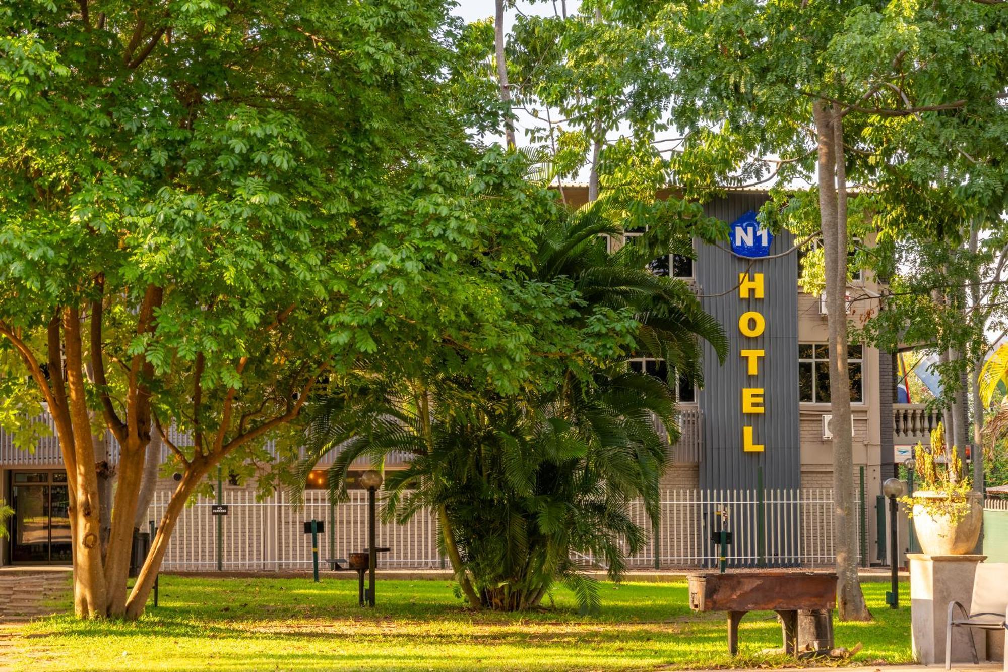 N1 Hotel & Campsite Καταρράκτες Βικτωρίας Εξωτερικό φωτογραφία