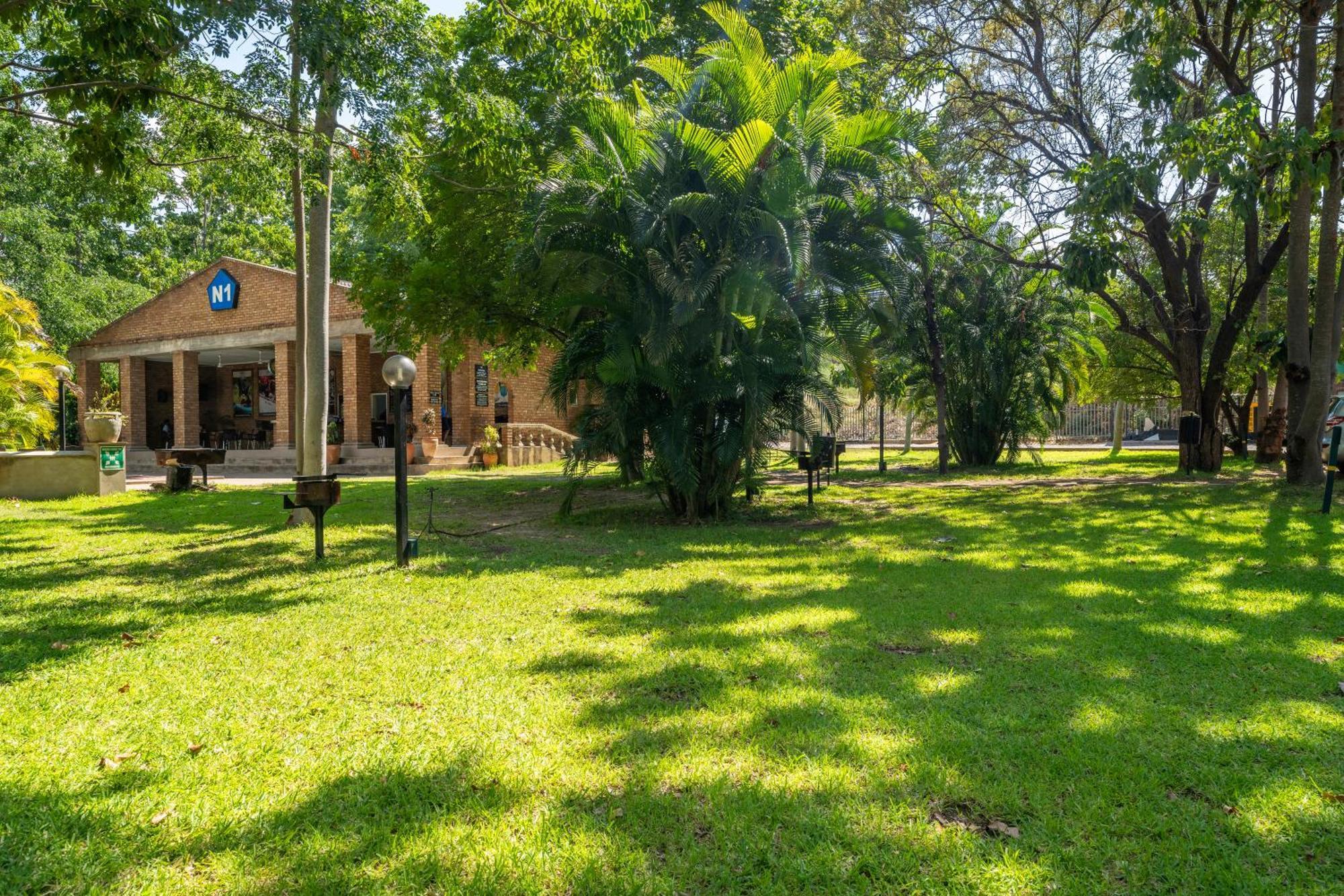 N1 Hotel & Campsite Καταρράκτες Βικτωρίας Εξωτερικό φωτογραφία