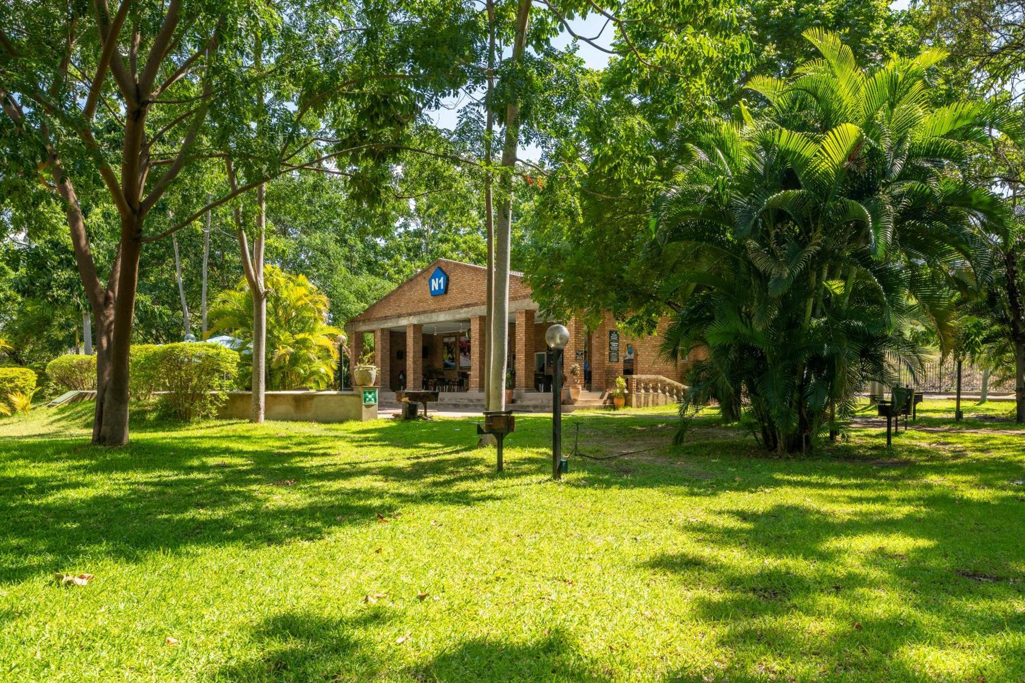 N1 Hotel & Campsite Καταρράκτες Βικτωρίας Εξωτερικό φωτογραφία