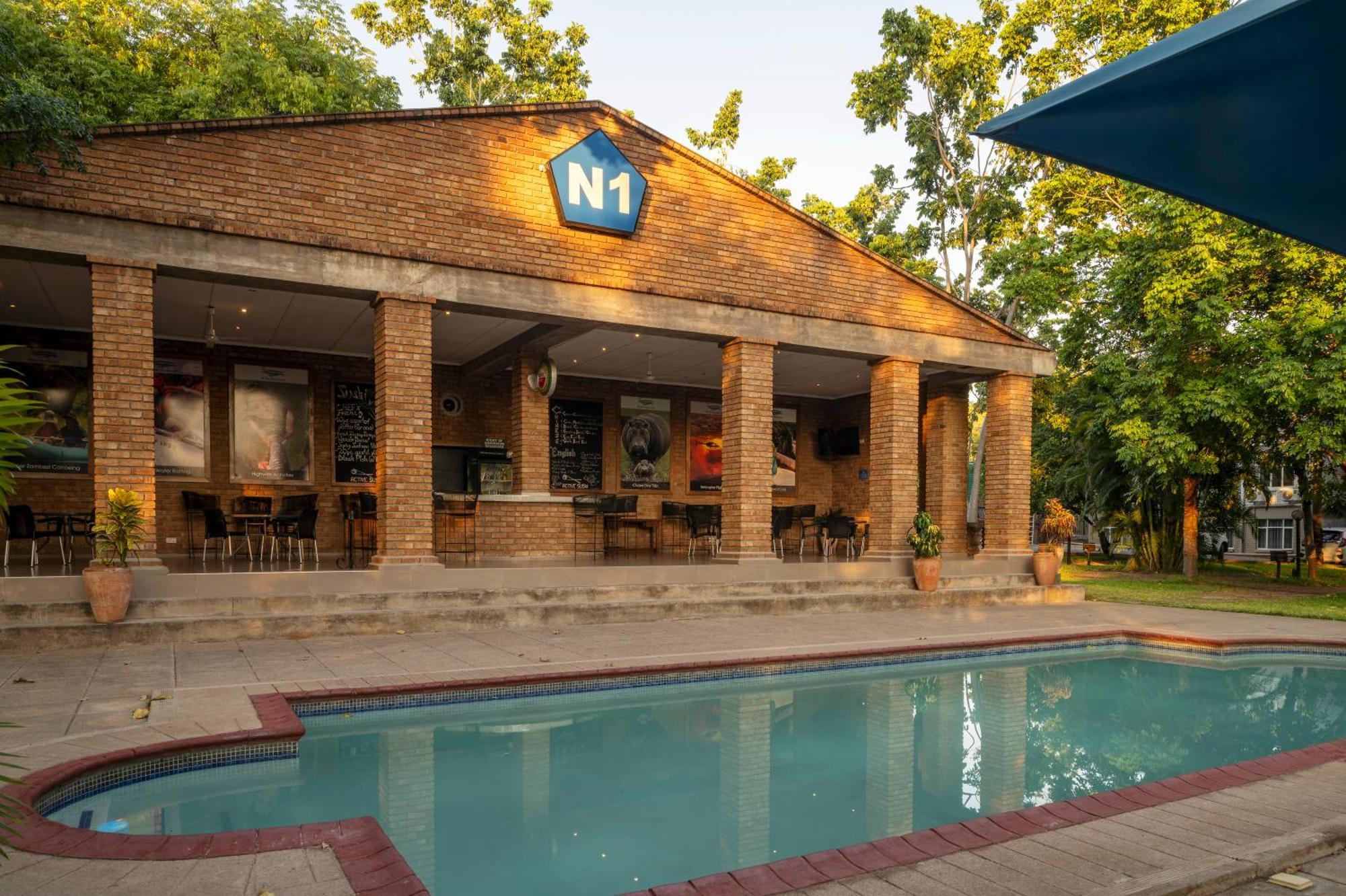 N1 Hotel & Campsite Καταρράκτες Βικτωρίας Εξωτερικό φωτογραφία
