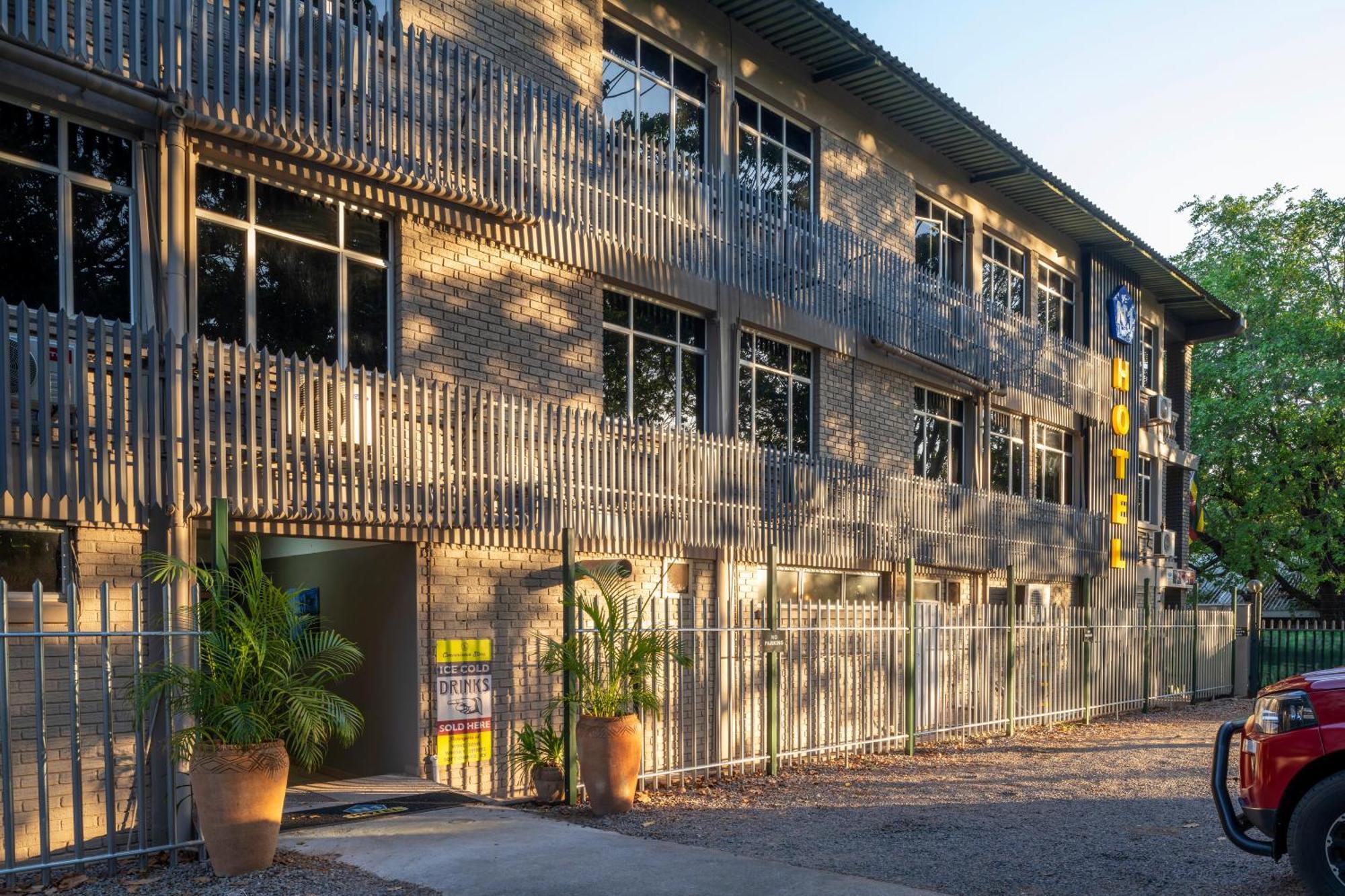 N1 Hotel & Campsite Καταρράκτες Βικτωρίας Εξωτερικό φωτογραφία
